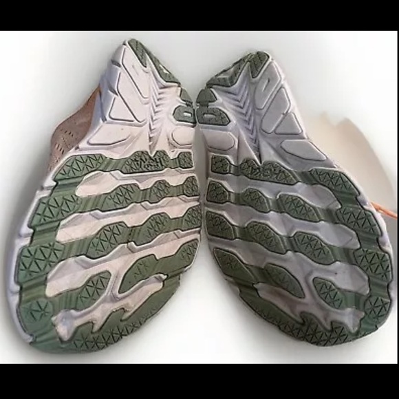 HOKA One One Clifton Running Shoe Peach 7.5 US - Picture 11 of 11